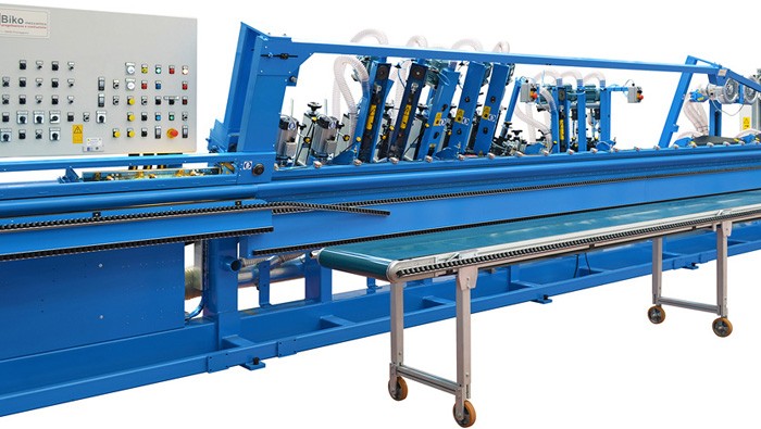 Latest technology machinery for the manufacture of belts